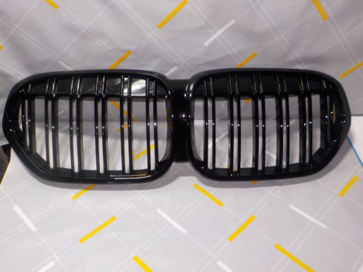 BMW X5 IV (G05) 2018 - решетка радиатора ЧЕРНЫЙ ГЛЯНЦЕВЫЙ