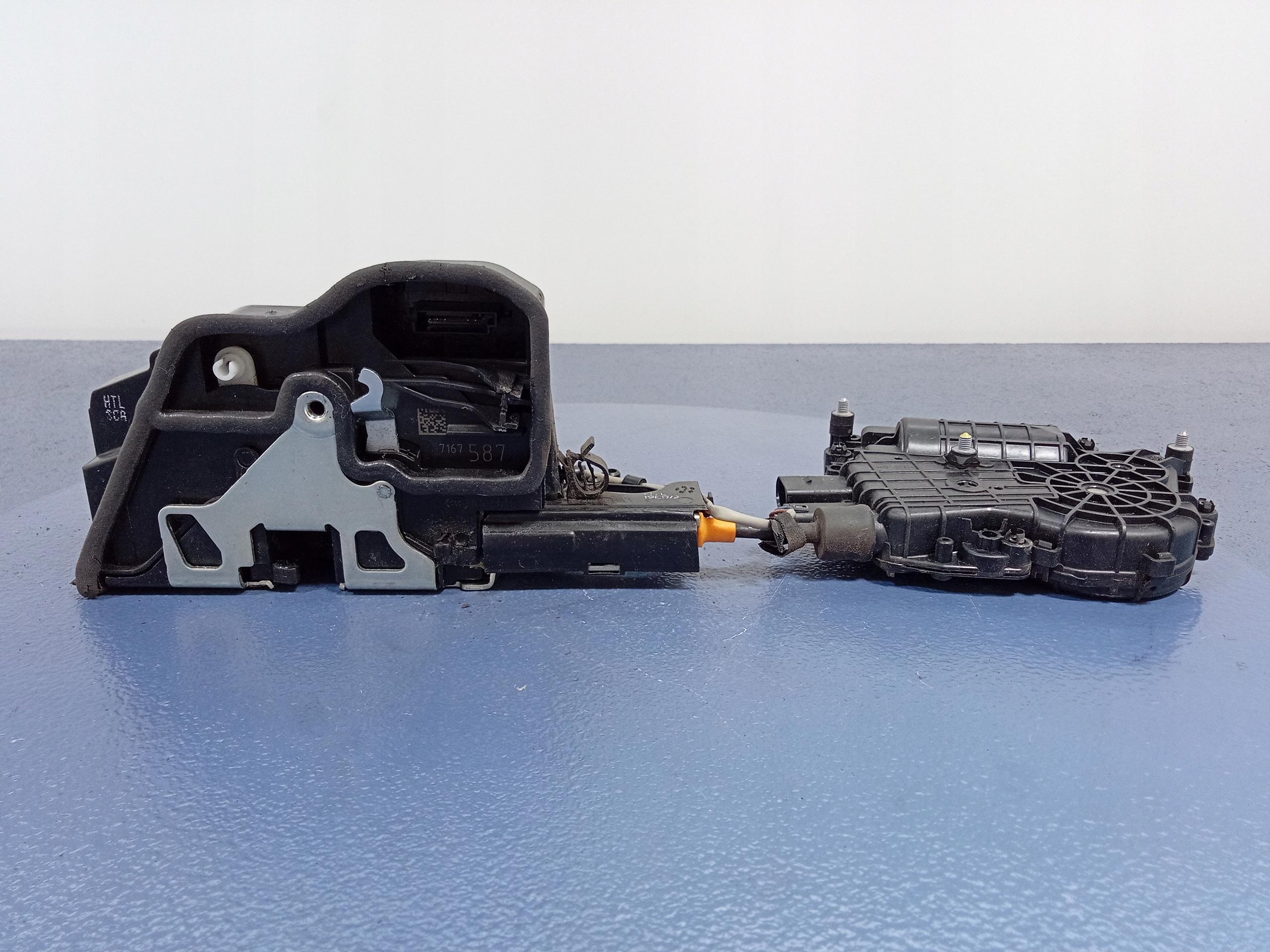 7167587 - BMW X6 E71 E70 замок двери задний левый фиксатор 5 PIN