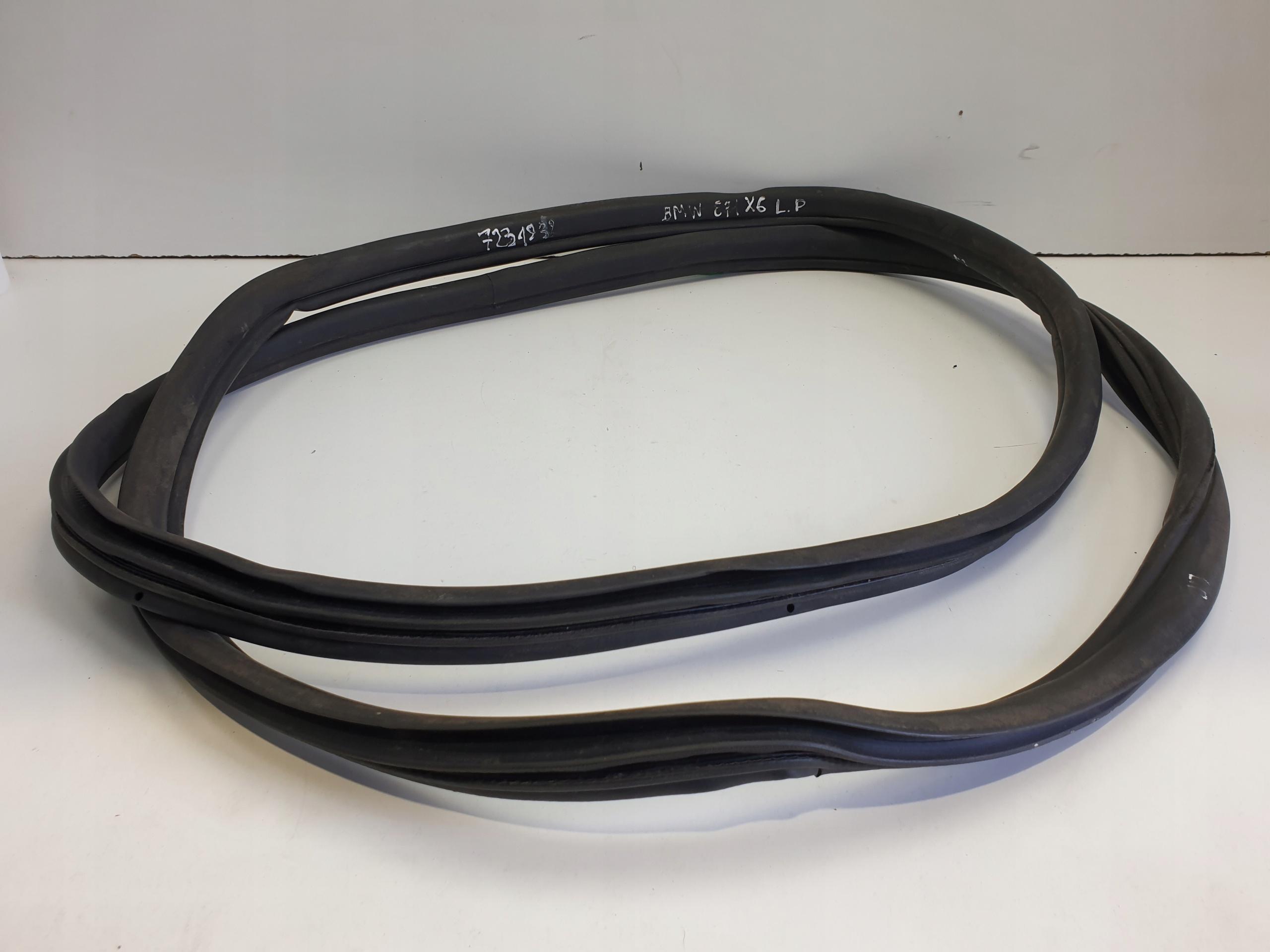 BMW X6 E71 ліве ущільнення дверей ліве переднє