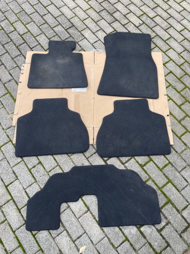 BMW X7 G07 ОРИГІНАЛЬНИЙ КОМПЛЕКТ ВЕЛЮРОВИХ КОВРИКІВ 3 РЯДИ 7483448