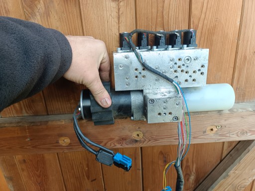 BMW кабріолет E93 гідравлічний насос даху 7128780