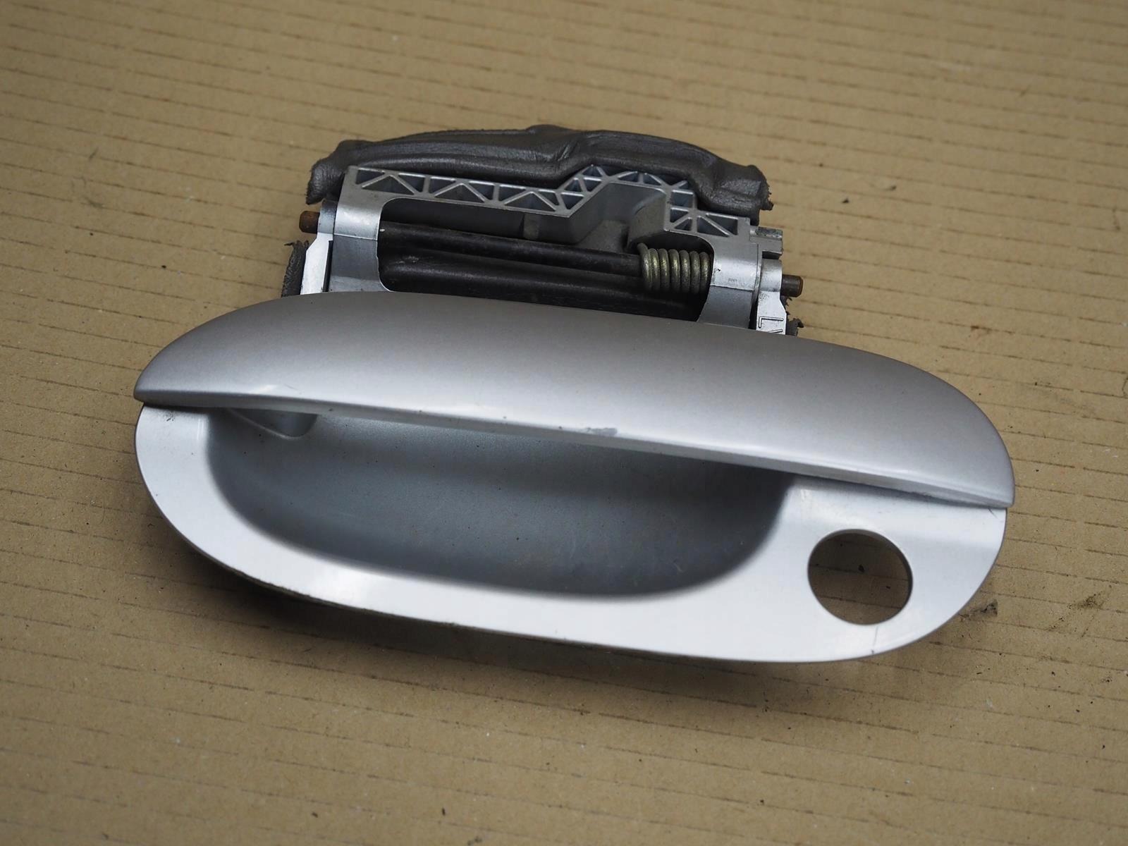 BMW e39 подъемная ручка левая передняя TITANSILBER 354