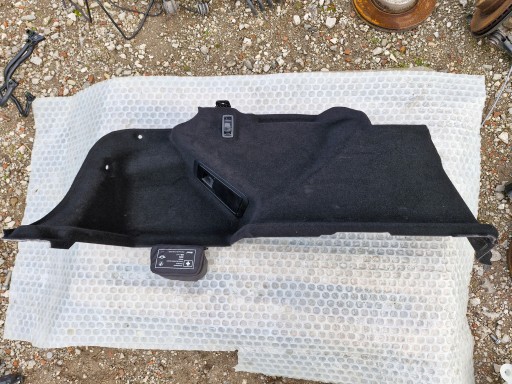 BMW G30 530e гібрид накладка бекон багажник лівий 7373581