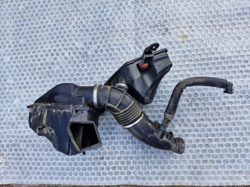 8620473 8612084 - BMW G30 G31 530e Гібридна трубка резонатор корпус повітряного фільтра kp 8620945