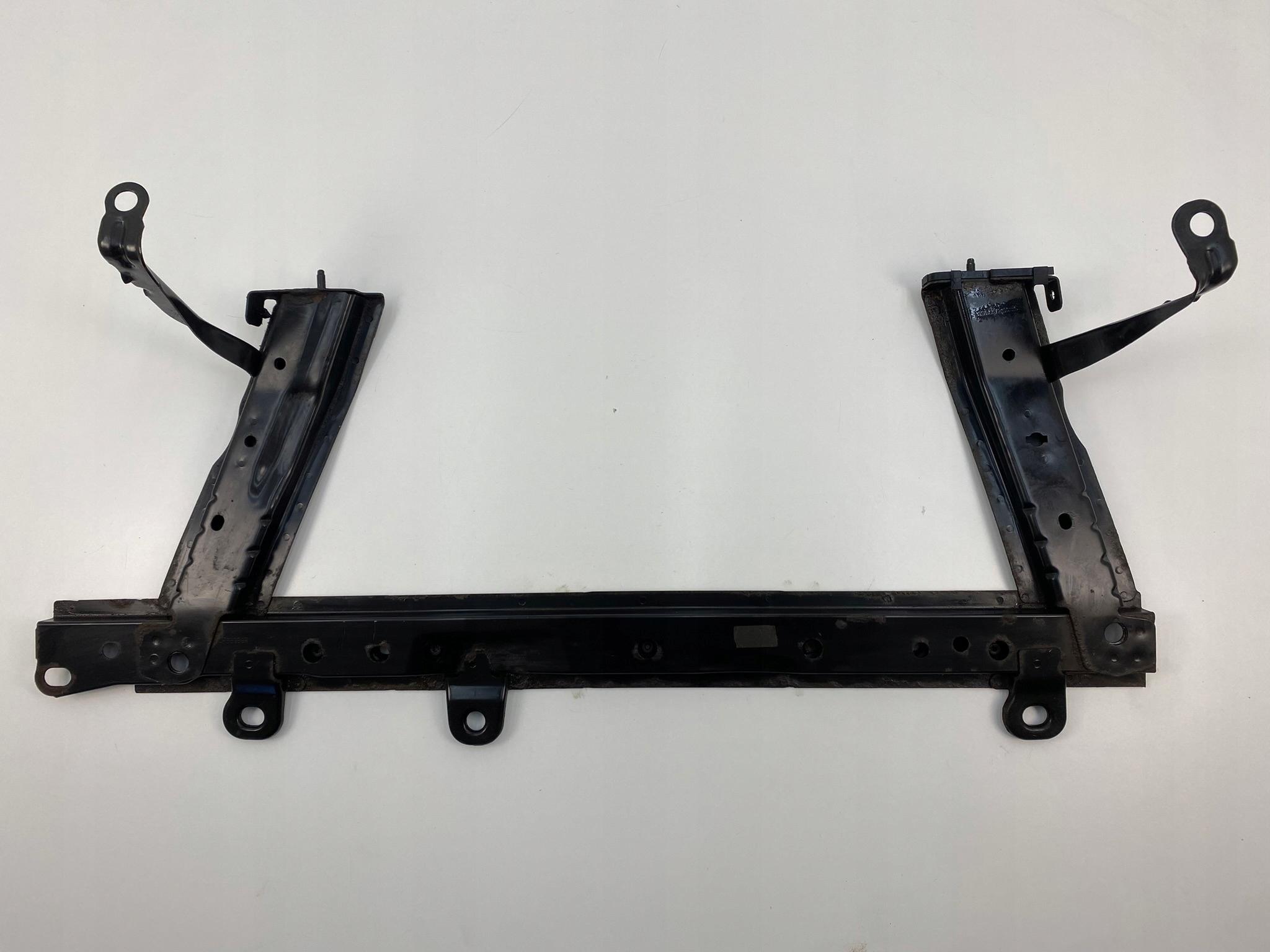 Посилена Балка під радіатор Renault Clio IV