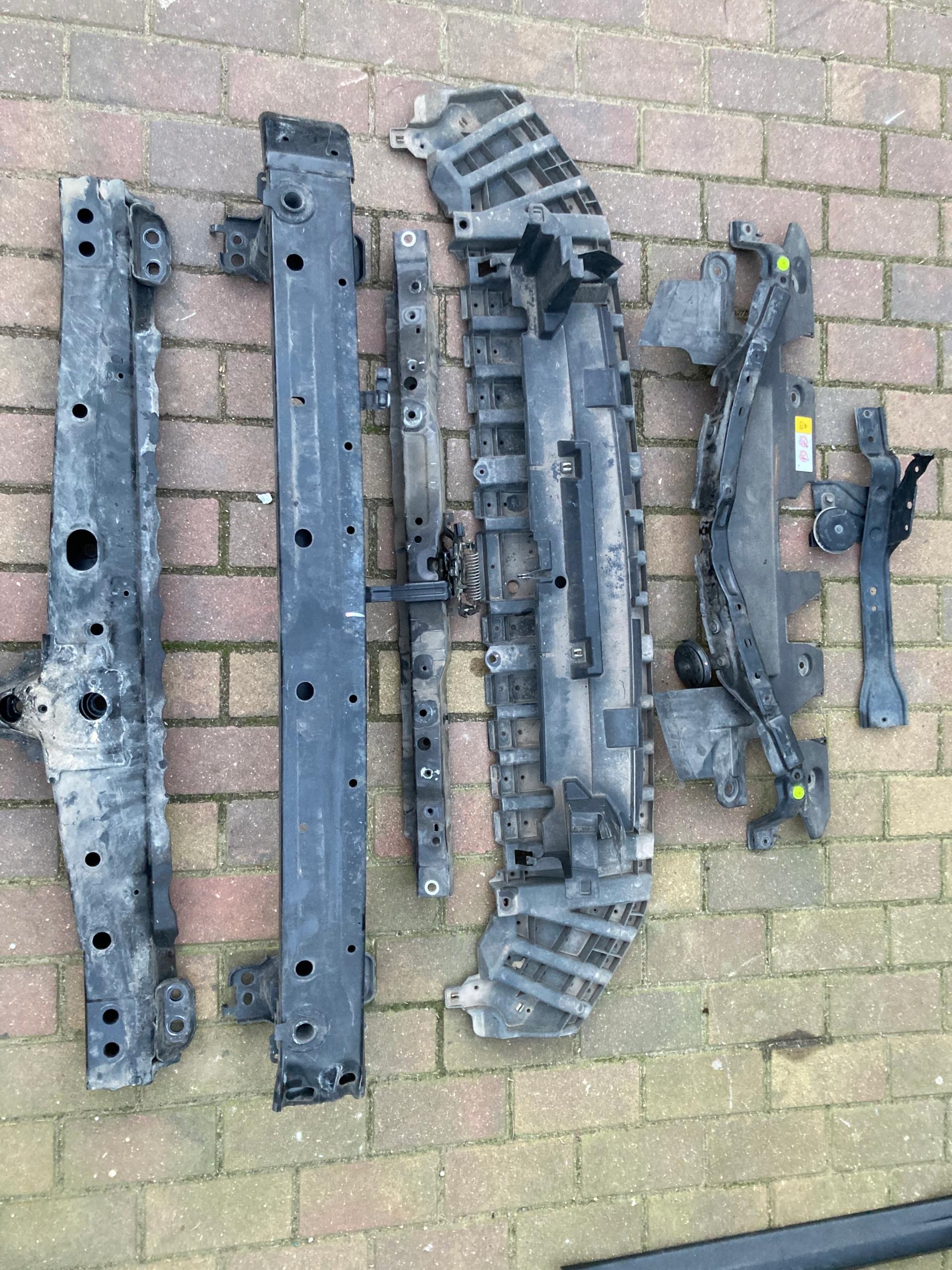 0000 - Промінь передній ремінь передній toyota RAV4 LV lift 16-18R