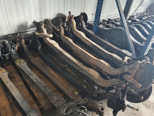 ML891465, ML891465 - Передня балка моста fuso canter 3.5 gvw