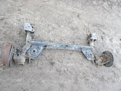 LPK18271 - Задній промінь встановлений nissan juke f15 барабани