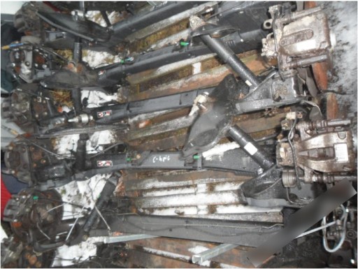 Балка задньої підвіски citroen c4 picasso