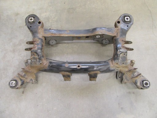 33 31 - Задня підвісна промінь bmw e81 e82 e87 e90 e91 e92 diesel m47 n47 m57n