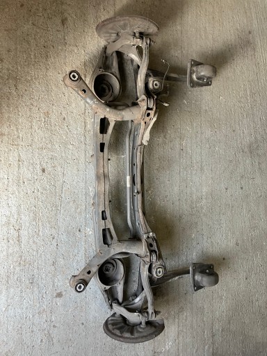 Задня підвіска променя 1.6 tdi passat b8 14 - wagon 3q0505447a 3q0505235q