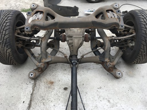 Лучаная задняя подвеска vw touareg 02-10 2.5 tdi