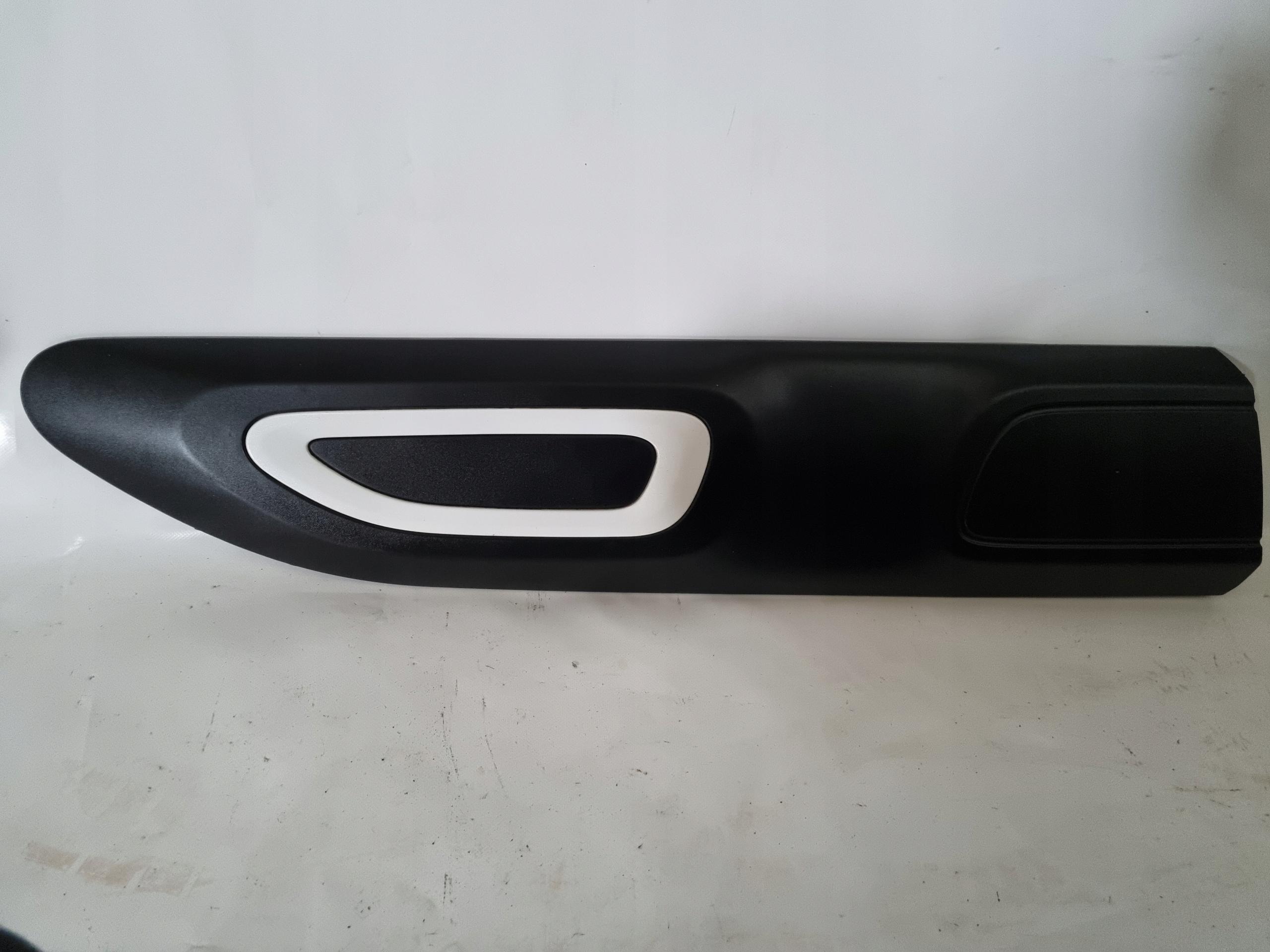 9818466377 - Berlingo IV передня права планка дверей