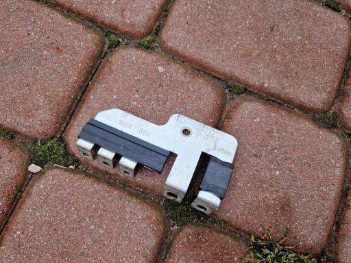 Запобіжники прокладка Opel Astra K V 06980061 400A