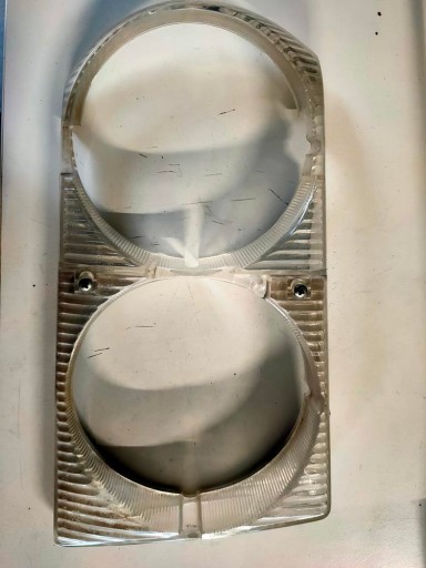 Blenda окуляр абажур Правий передній Mercedes 107 США