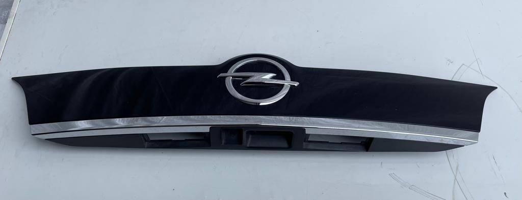 Кришка багажника Opel Meriva B 13400968