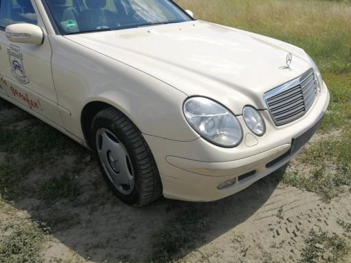 BŁOTNIK PRZEDNI PRAWY - Крило переднє праве MERCEDES W211 LIFT TAXI C623