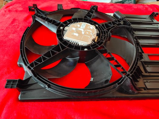 8645860, 17428645860, - BMW Mini F39 F40 F57 Вентилятор Радиатора 8645860