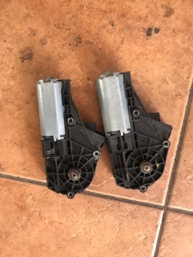 50777 - Двигун люка BMW X6 778-60211-81