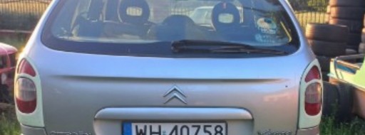 Брови, окуляри Citroen Xsara Picasso, ззаду