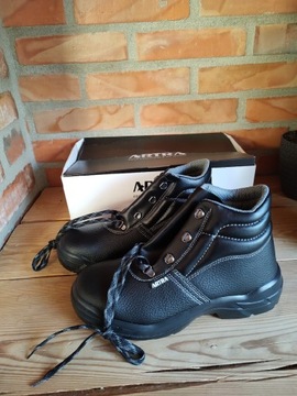 Взуття робоче 42 розмір ARTRA