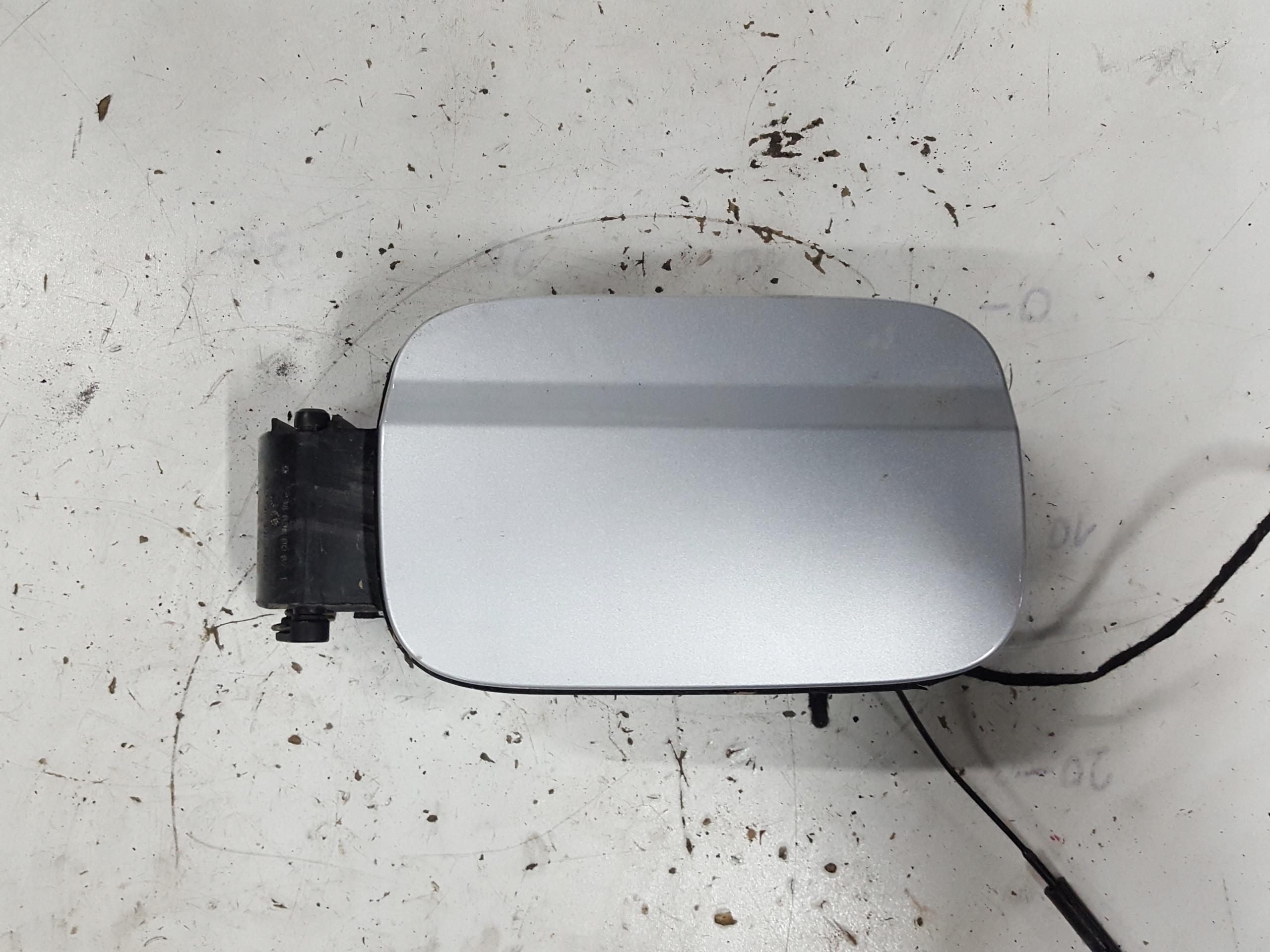 C класс W204 универсал крышка топливного бака C755