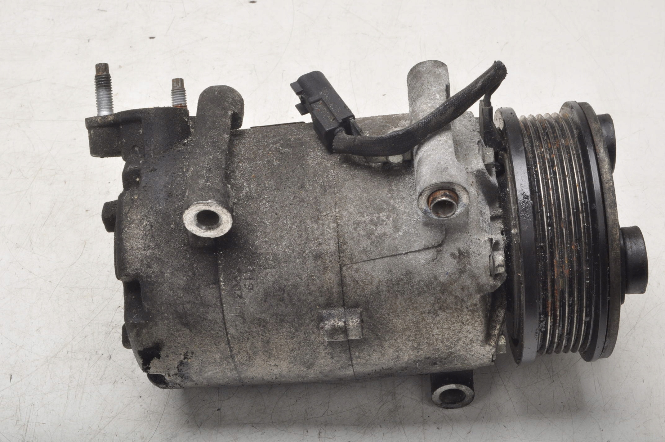 C-MAX MK2 КОМПРЕСОР КОНДИЦІОНЕРА AV61-19D629-DC