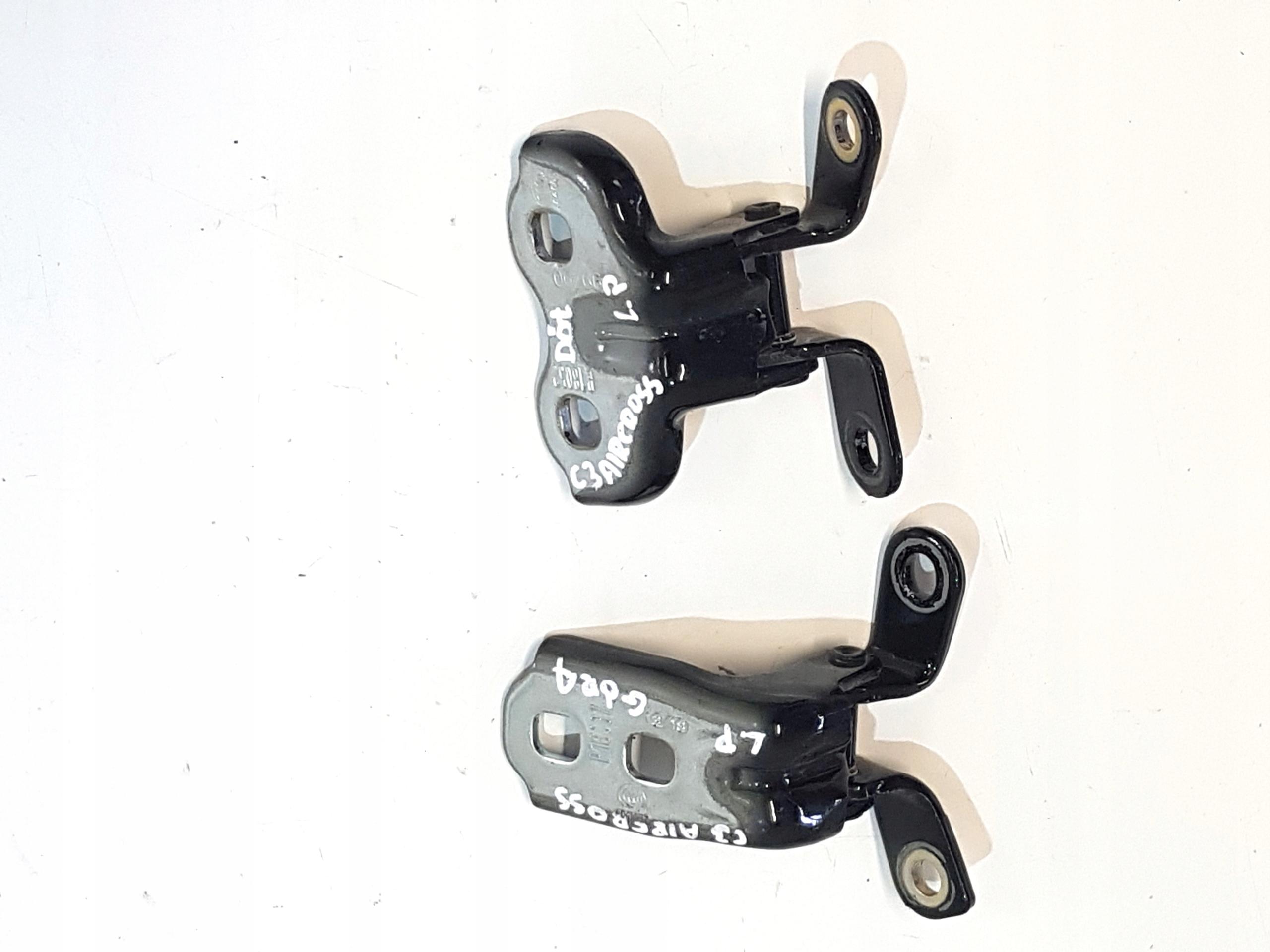 C3 AIRCROSS дверна петля передня ліва 18R.