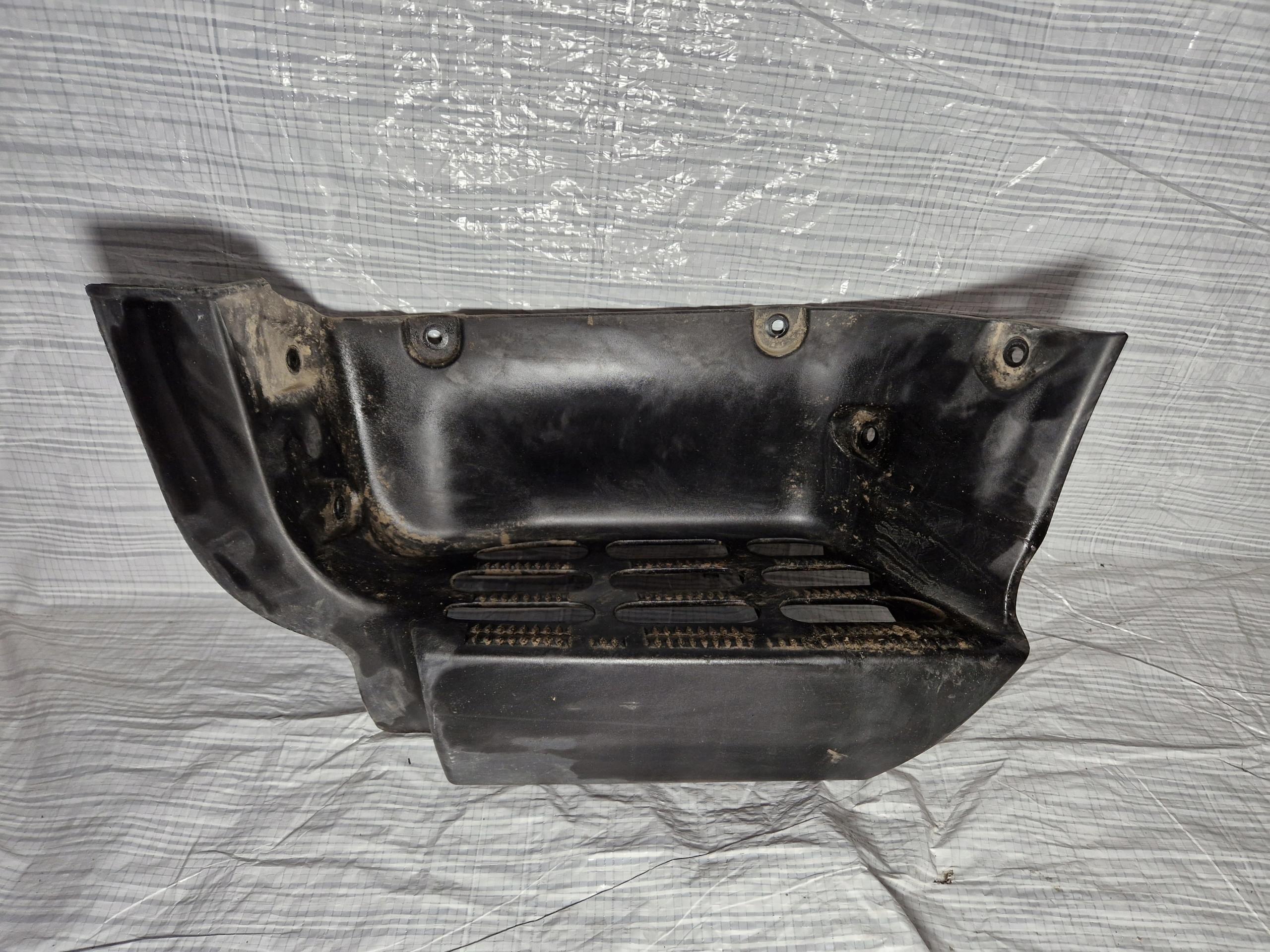 96113MA00A - CABSTAR MAXITY 07-СТУПЕНЬ КАБИНЫ СТУПЕНЬ ЛЕВАЯ