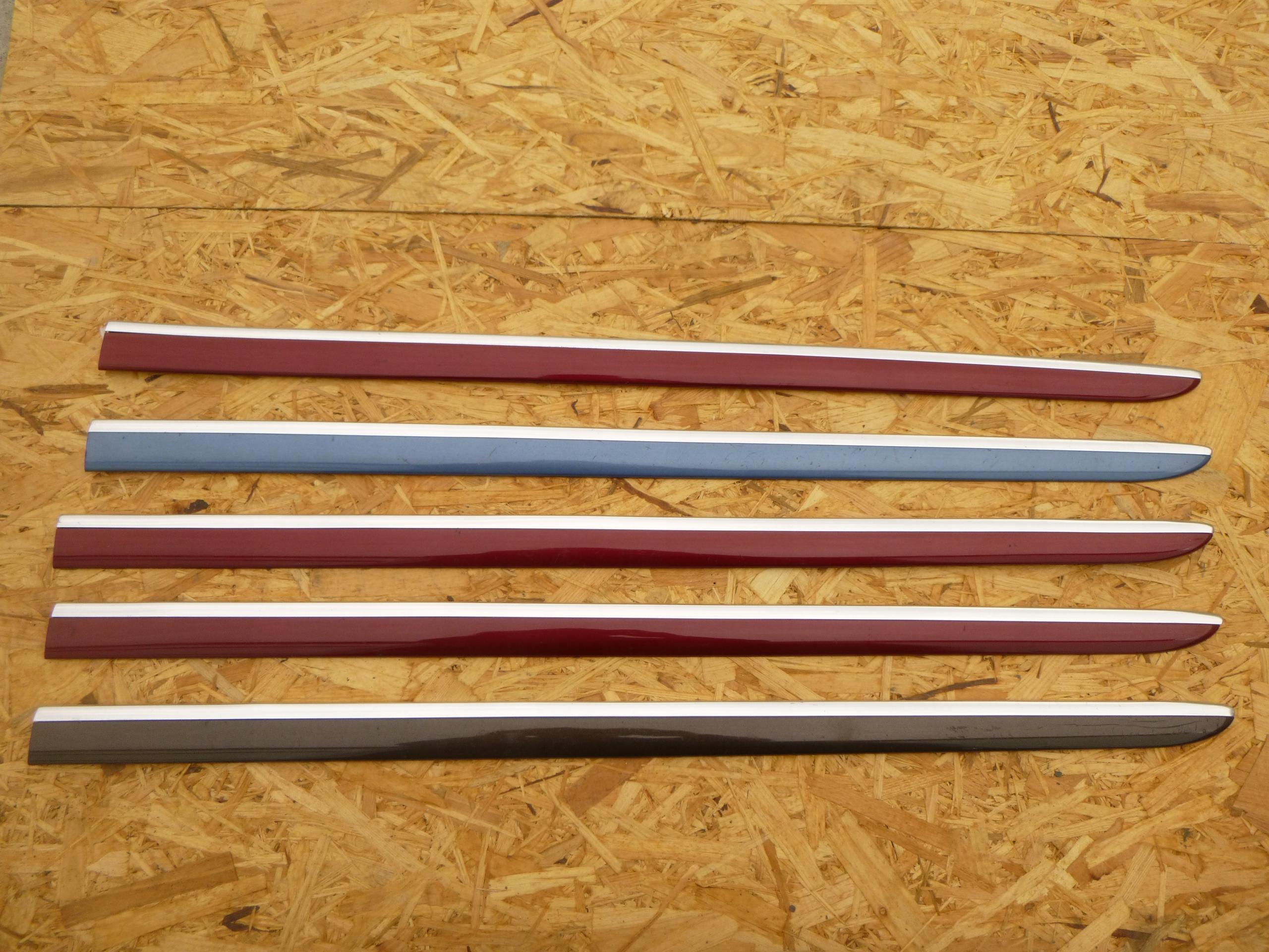 2K3853535D - CADDY IV 2015-БІЧНА ПАНЕЛЬ ЛІВА ЗАДНЯ ЛІВА ХРОМ