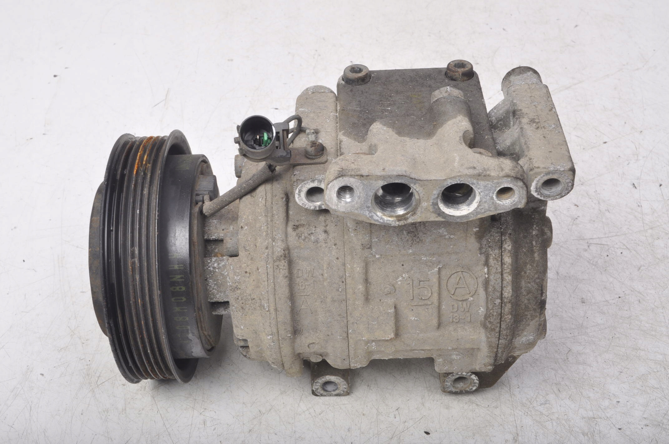 CARENS III 1.6 CVVT КОМПРЕСОР KLIMY 12240-35900