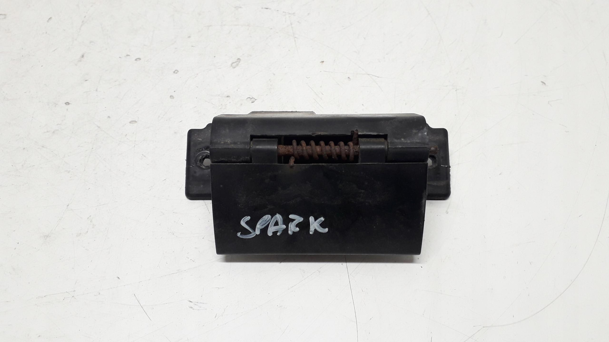 09- - CHEVROLET SPARK 3 III 09-РУЧКА ДВЕРЕЙ БАГАЖНИКА