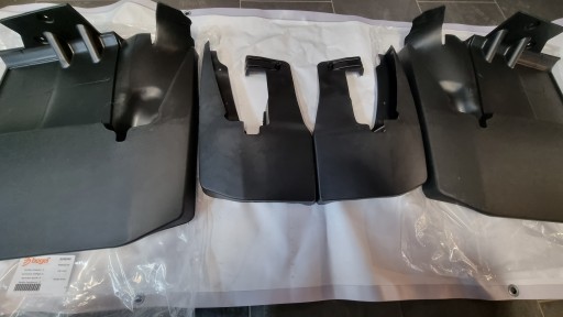 ЗАСЛОНКИ Передние и задние VW Crafter 2006 - Двухквартирный автомобиль