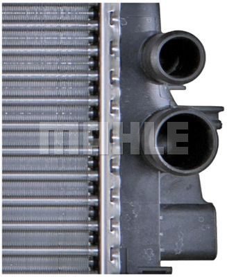 608 000P - Кулер db vito 2.2cdi 03-08