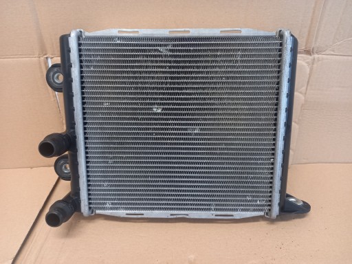 1021005022 - ДОПОЛНИТЕЛЬНЫЙ РАДИАТОР ЛЕВЫЙ ASTON MARTIN DB11 5.2 V12 2016- HY53-18D603-AA