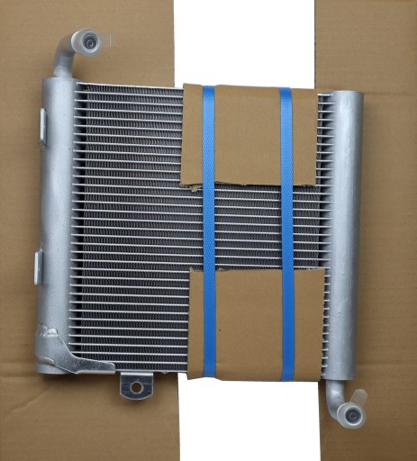 T2H3344, GX73-8D048-AD, - Радіатор jaguar xe (x760) 2015 -