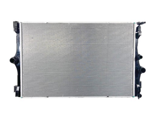 ME11182DEA2 - Радиатор mercedes cla c118 x118 cla250e gla gla250e hybrid a2475000003