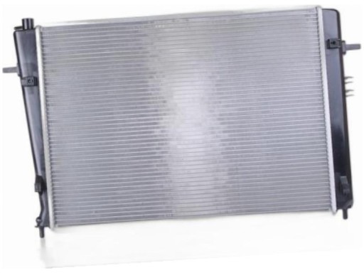 Радиатор ниссенс 675063