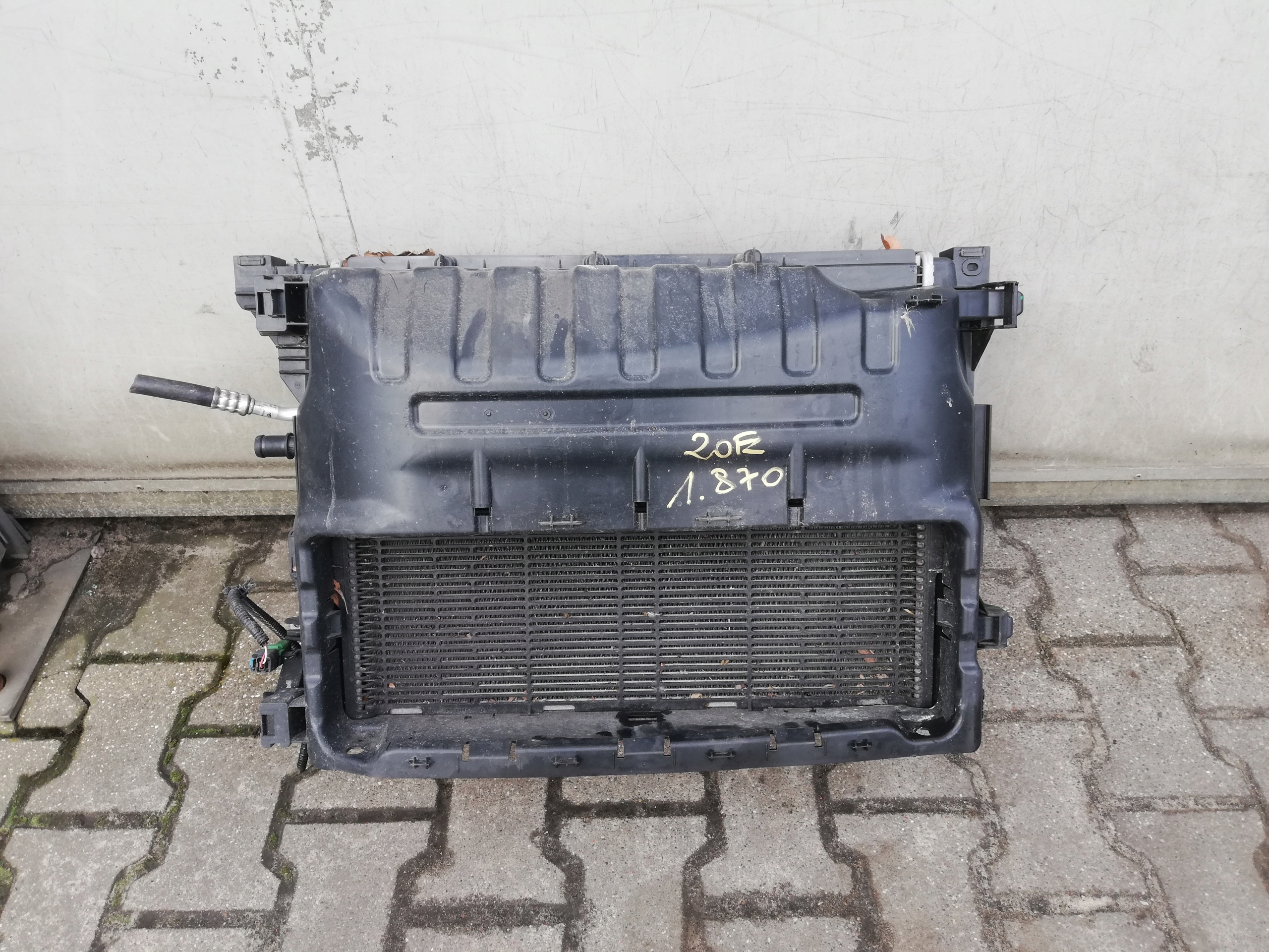 214819480R - РАДІАТОР ВЕНТИЛЯТОРА RENAULT ZOE