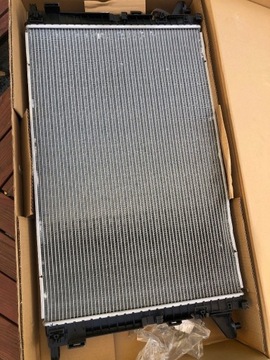 ВОДЯНИЙ КУЛЕР AUDI OE B9 8W0121251AB