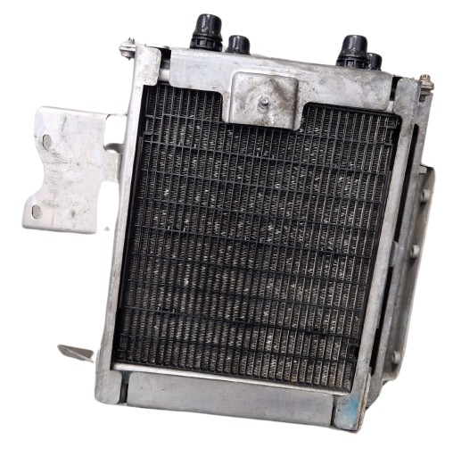 A4636107001 A0995005800 - Додатковий правий водяний кулер + корпус mercedes g class w463