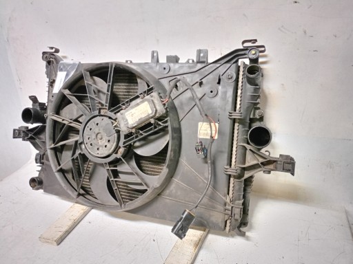 30645148 - РАДИАТОРЫ ВЕНТИЛЯТОР РАДИАТОРА 2.4 D5 OE Volvo V70 II