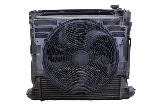 КОМПЛЕКТ ХОЛОДИЛЬНИКОВ. ВЕНТИЛЯТОР BMW X5 E53 3.0D