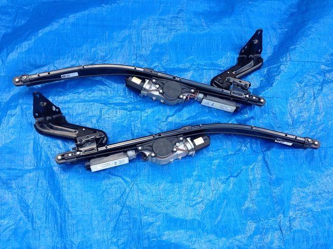 CHRYSLER PACIFICA 17 18 ДВЕРНОЙ МЕХАНИЗМ РЕЛЬС