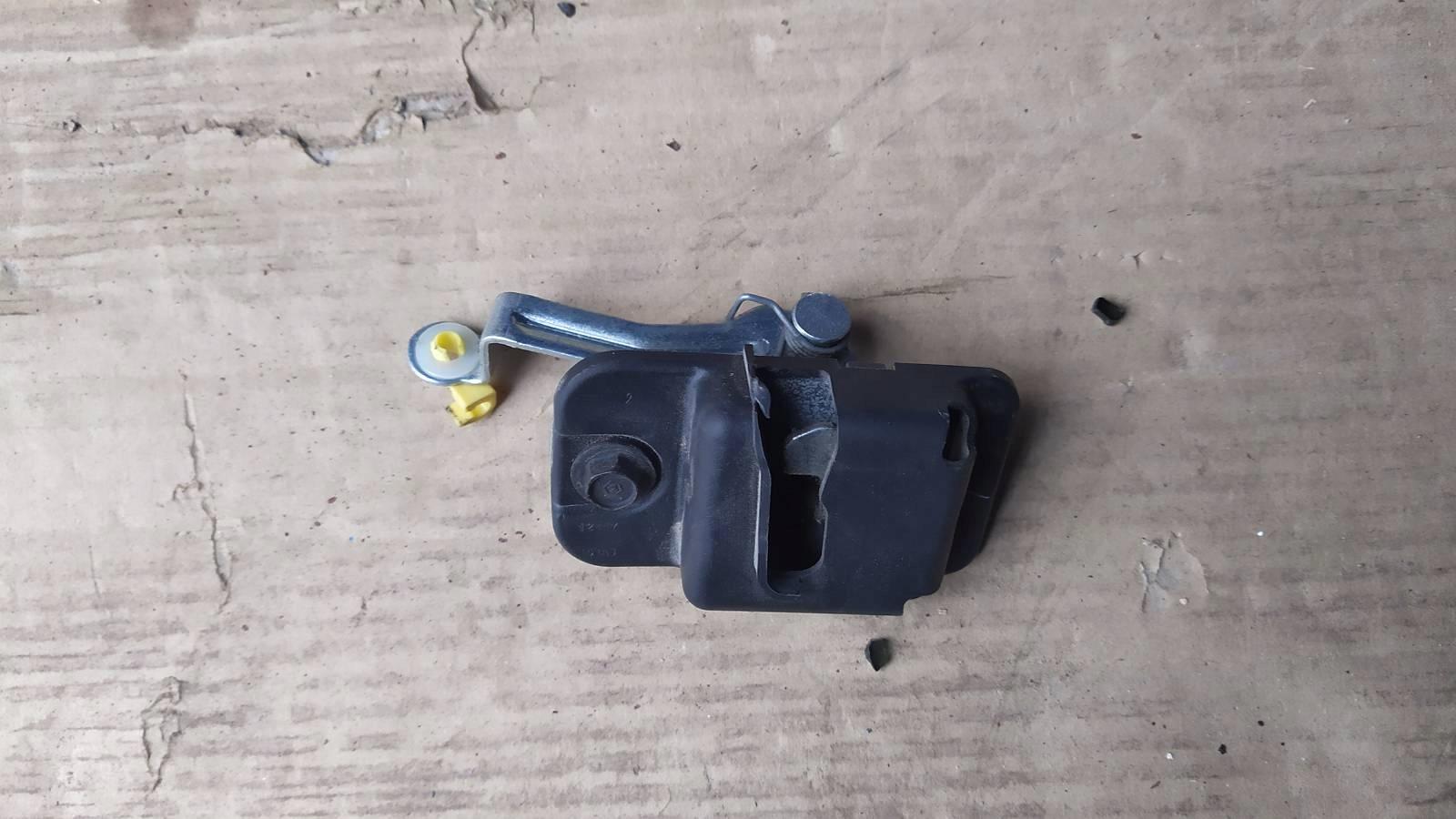 CHRYSLER PACIFICA 17-ЗАМОК КРЫШКИ ТОПЛИВНОГО БАКА