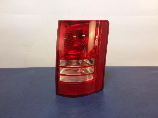 Ліхтар задній правий chrysler town country v