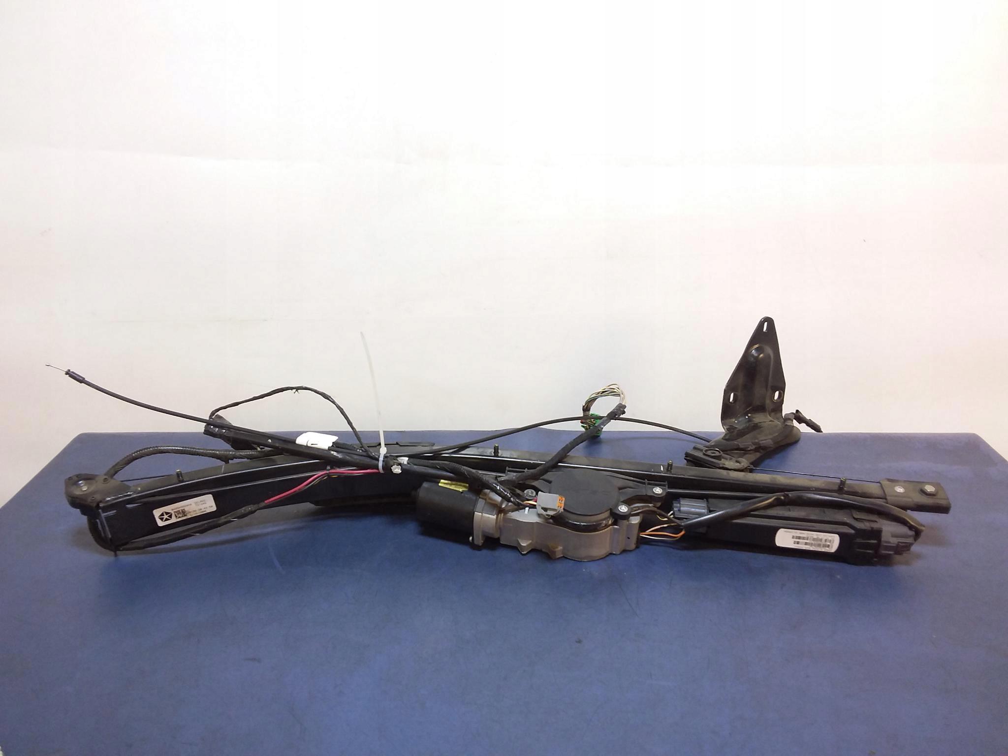 CHRYSLER TOWN COUNTRY V МЕХАНІЗМ БІЧНИХ ДВЕРЕЙ