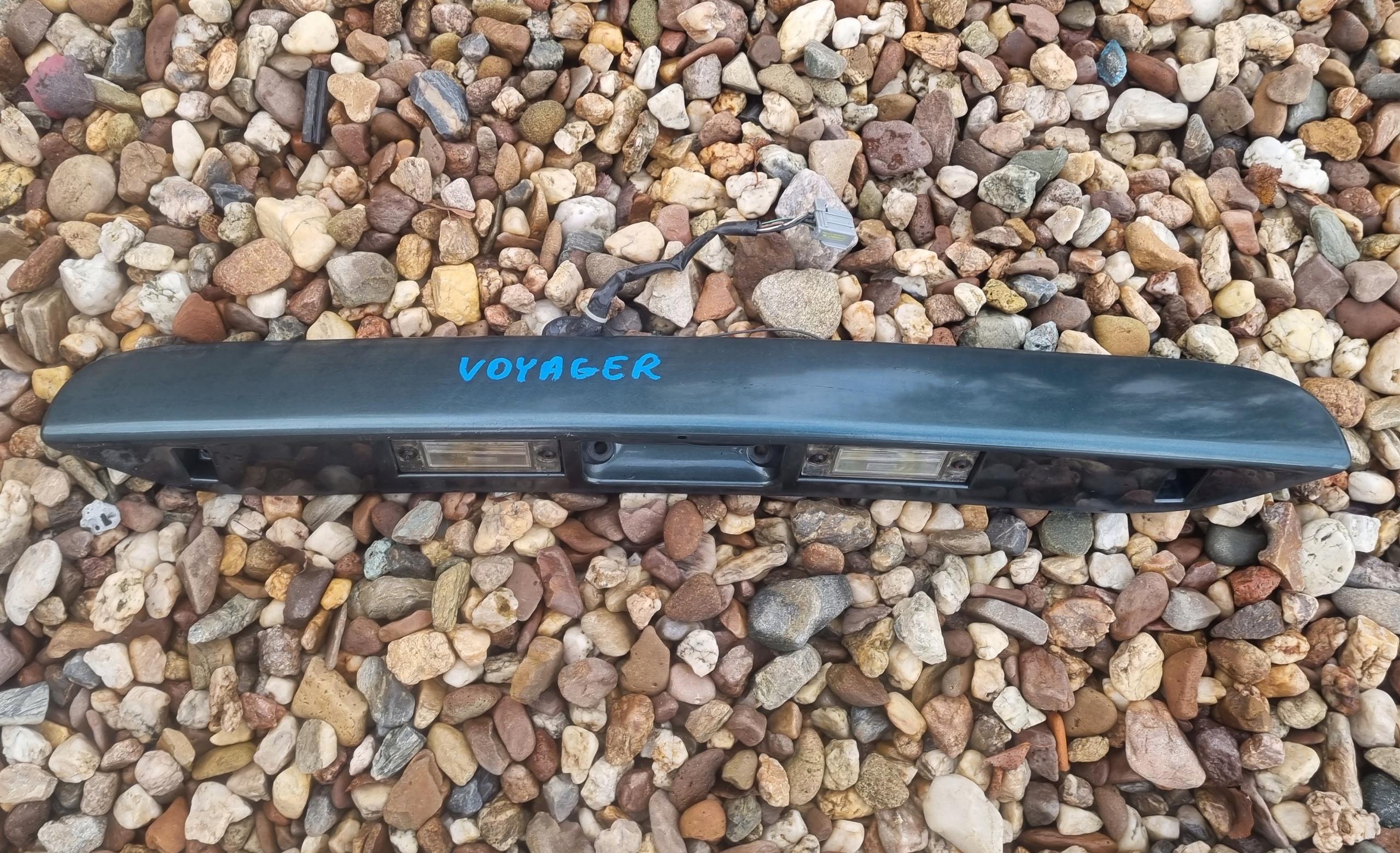 CHRYSLER VOYAGER IV 01-08 КРИШКА БАГАЖНИКА