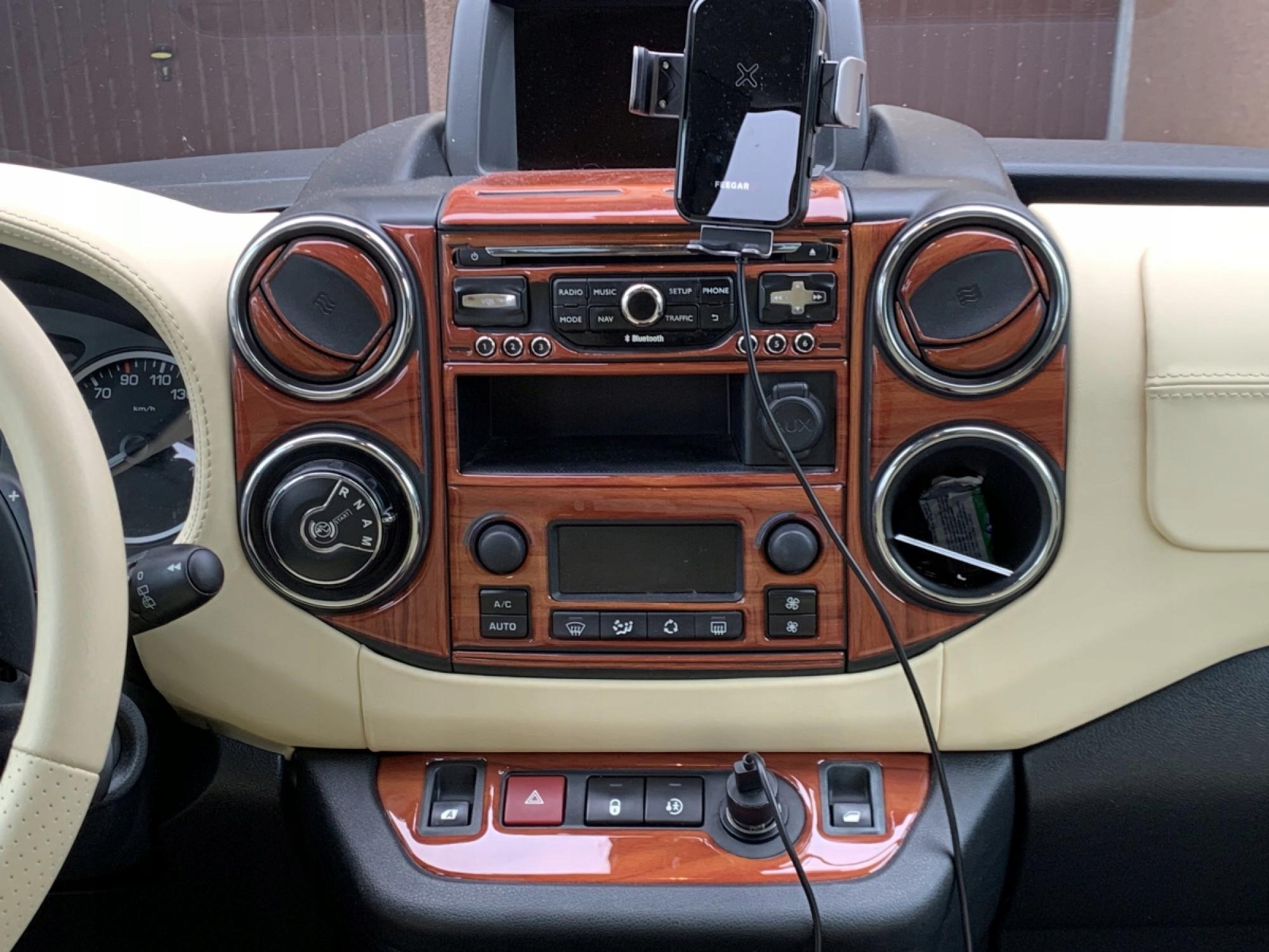 CITROEN BERLINGO 08 + ОБЛИЦЮВАННЯ ПАНЕЛІ КАБІНИ