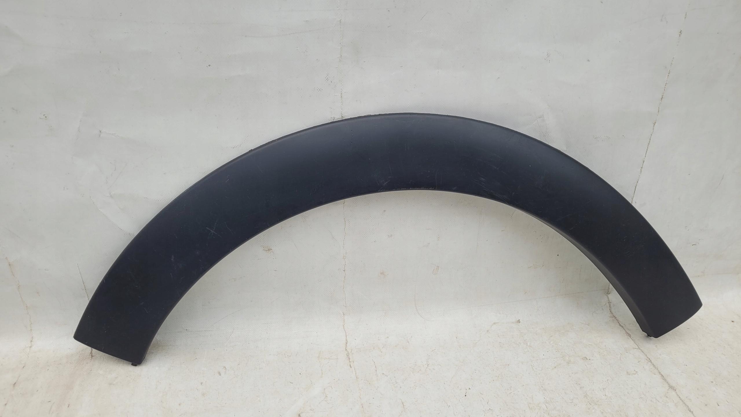 CITROEN C3 III накладка на крыло левая передняя.